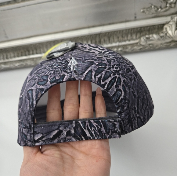 PUGS Gear American Flag Camo Tactical Cap. One Size. New. - Picture 4 of 5